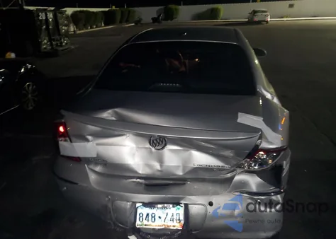 2005 Buick Lacrosse C из США, поврежденный, VIN 235946